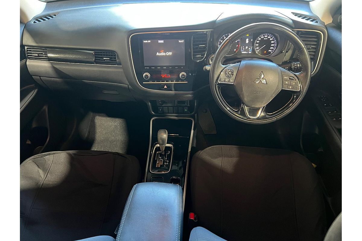 2020 Mitsubishi Outlander LS ZL