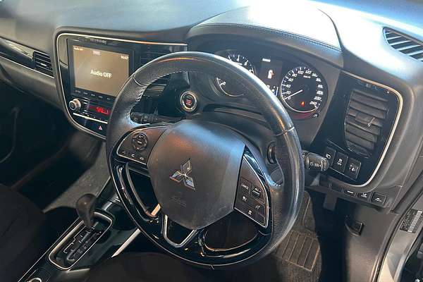 2020 Mitsubishi Outlander LS ZL