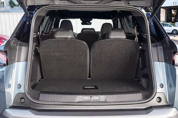 2025 Peugeot 5008 GT Premium Hybrid P74
