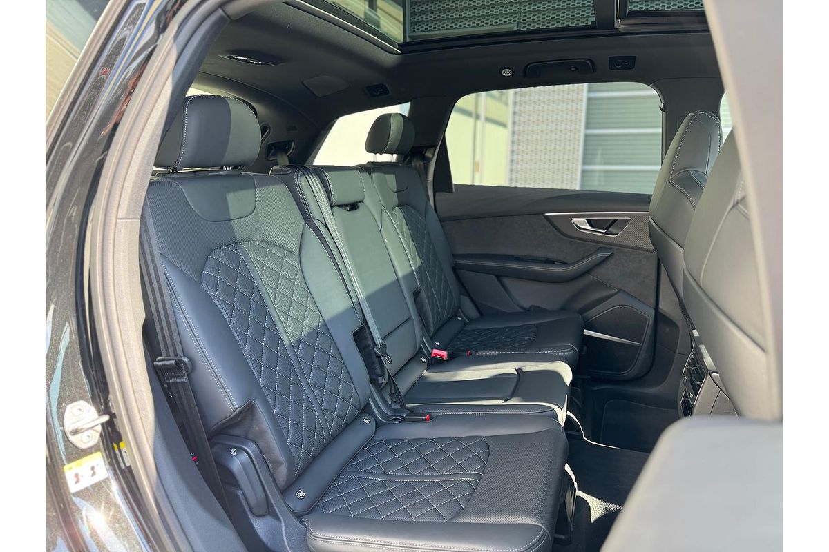 2024 Audi SQ7 TFSI 4M