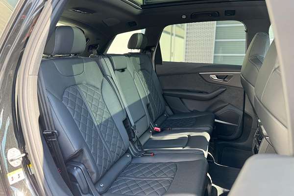 2024 Audi SQ7 TFSI 4M
