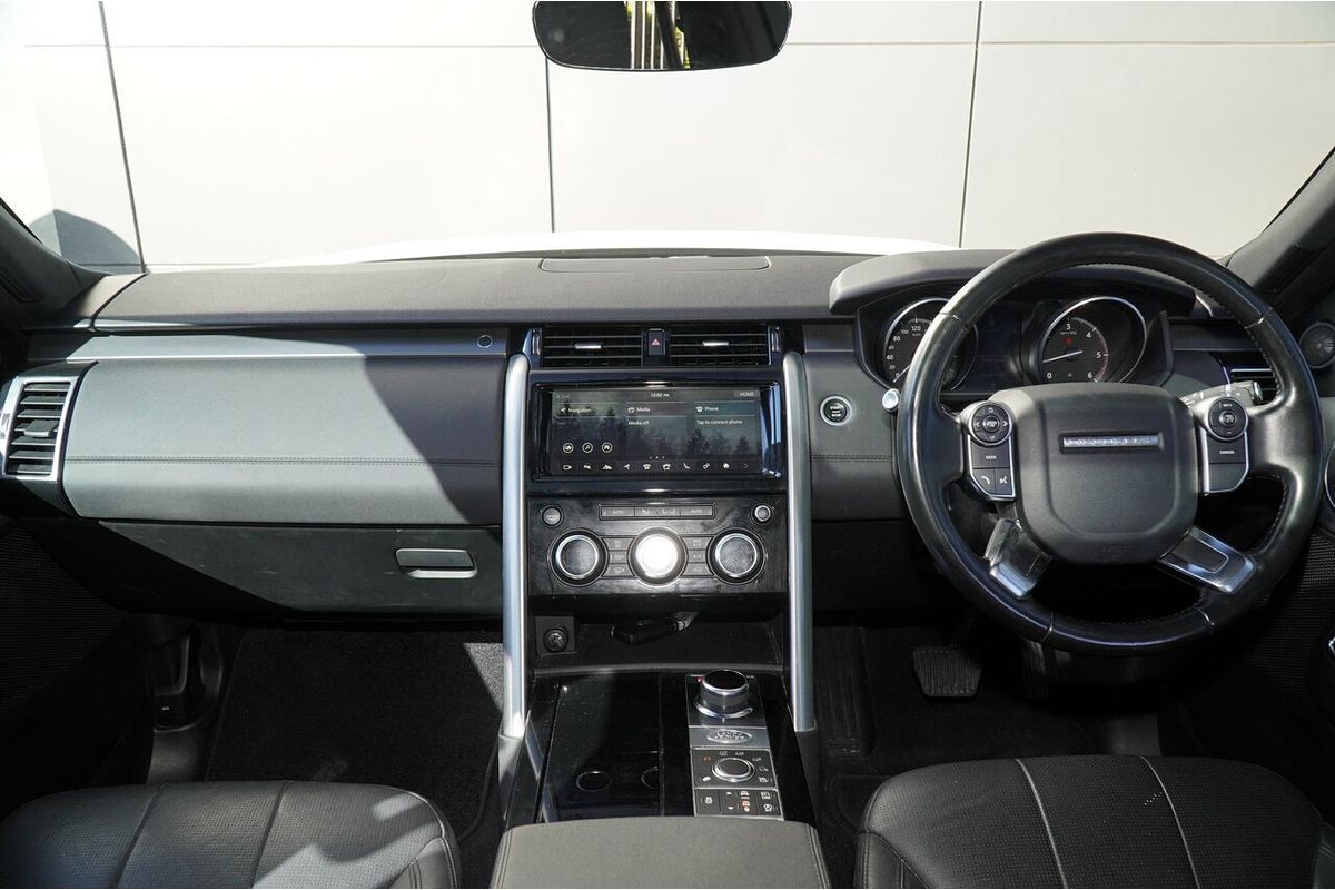 2017 Land Rover Discovery TD6 HSE Series 5