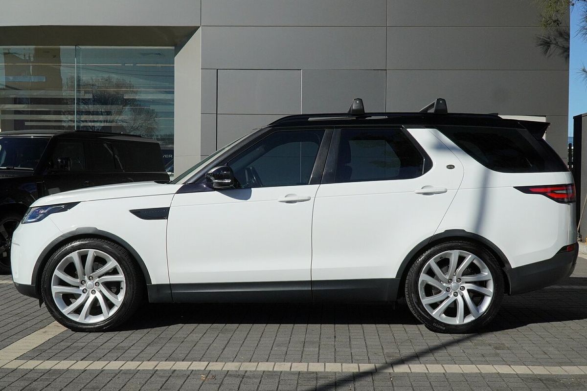 2017 Land Rover Discovery TD6 HSE Series 5