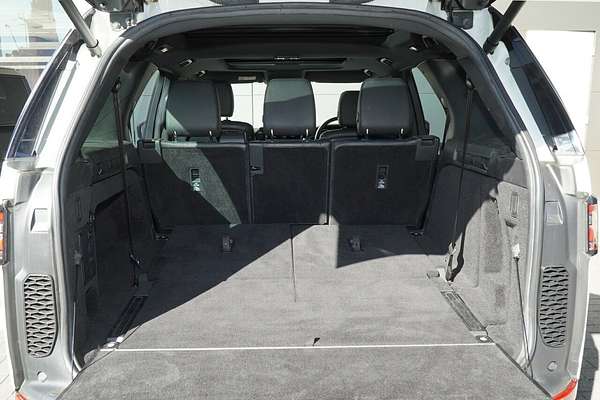 2017 Land Rover Discovery TD6 HSE Series 5