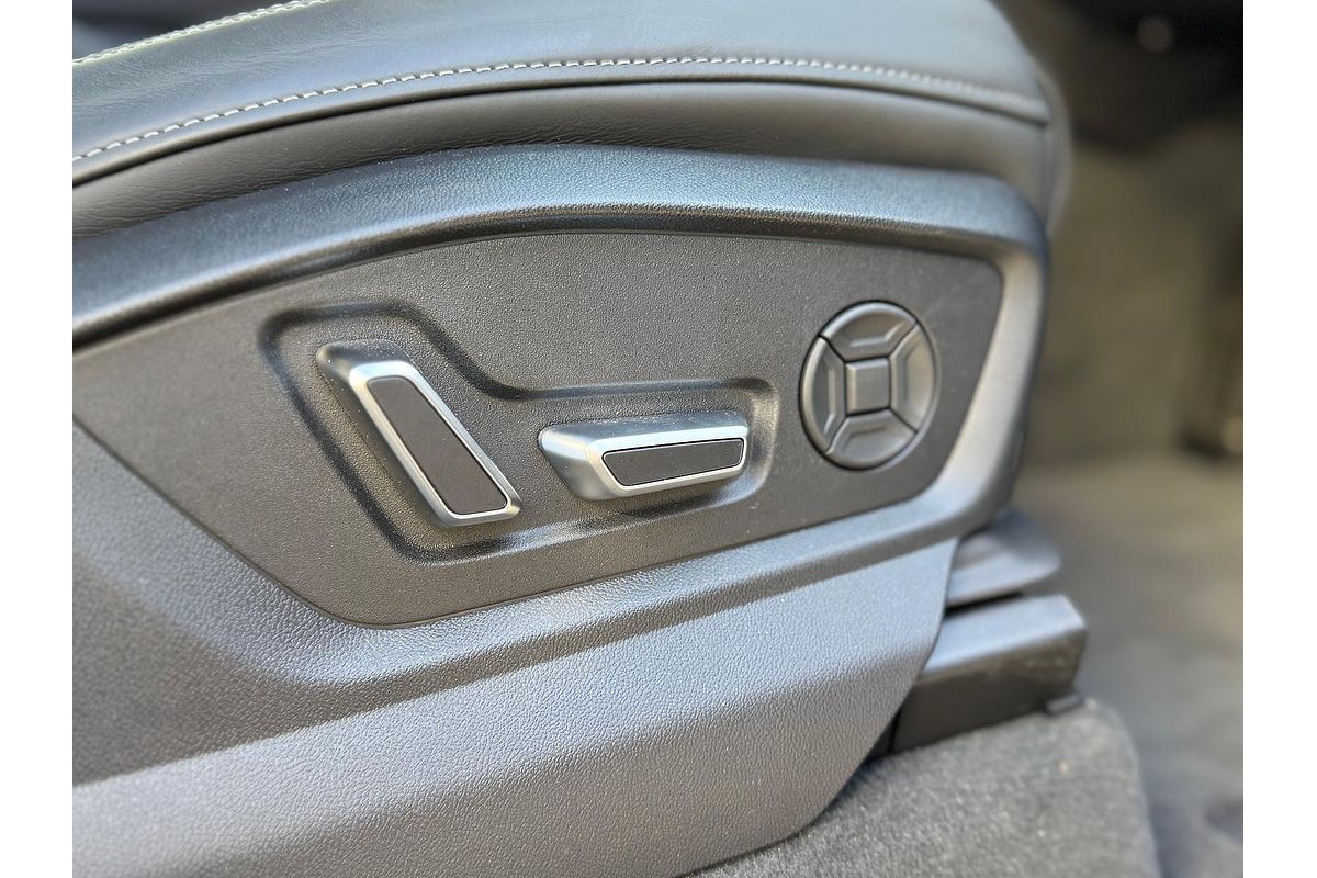 2024 Audi SQ7 TFSI 4M