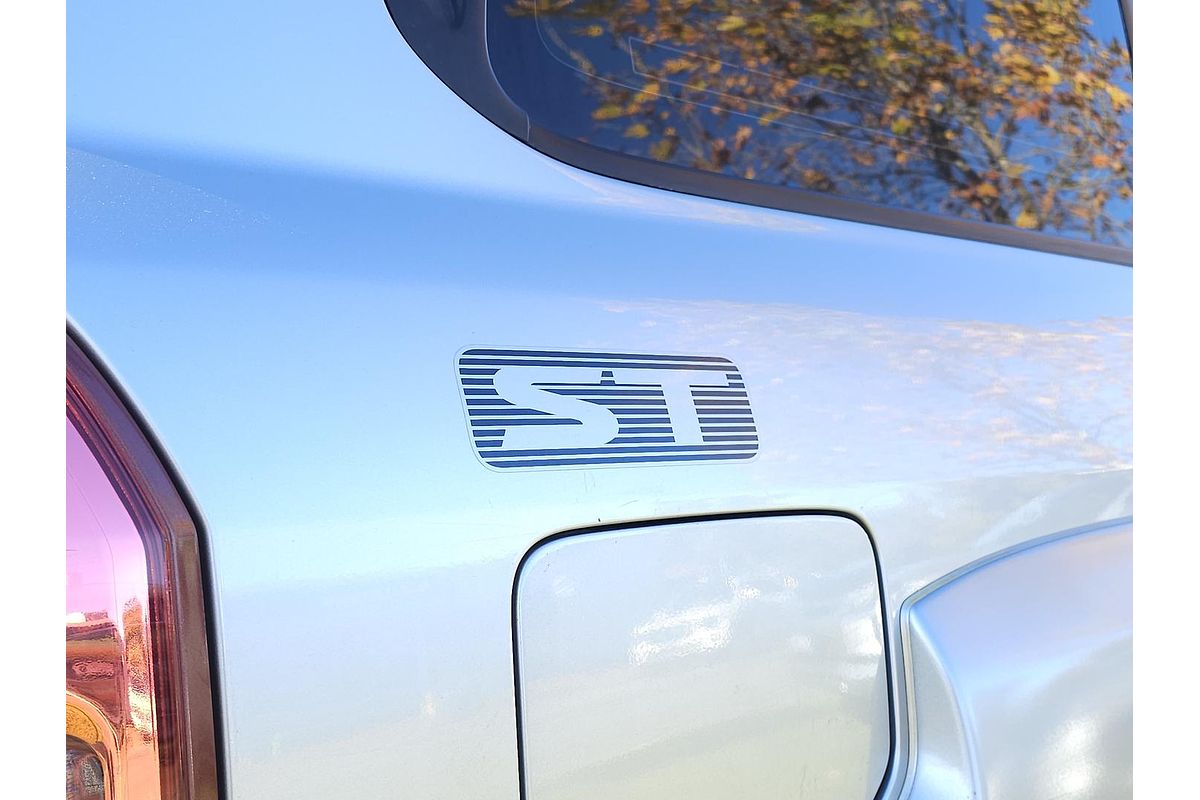 2014 Nissan Patrol ST Y61