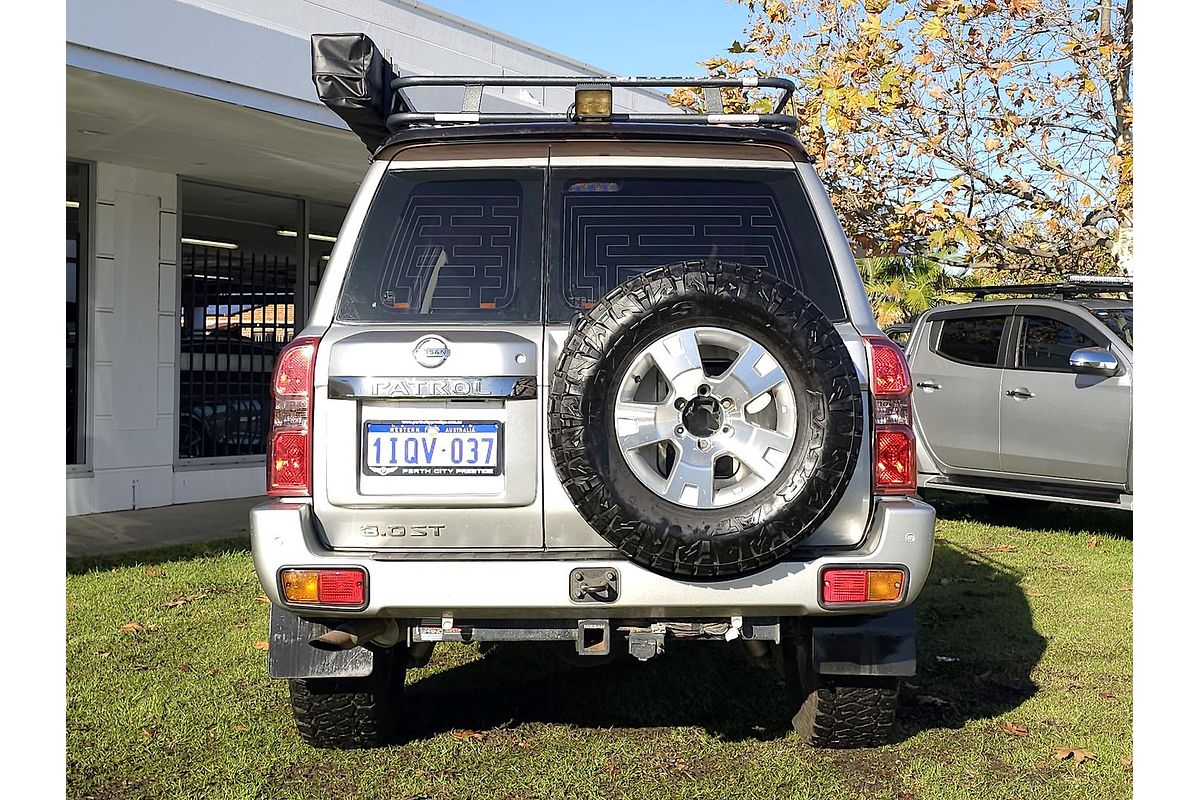 2014 Nissan Patrol ST Y61
