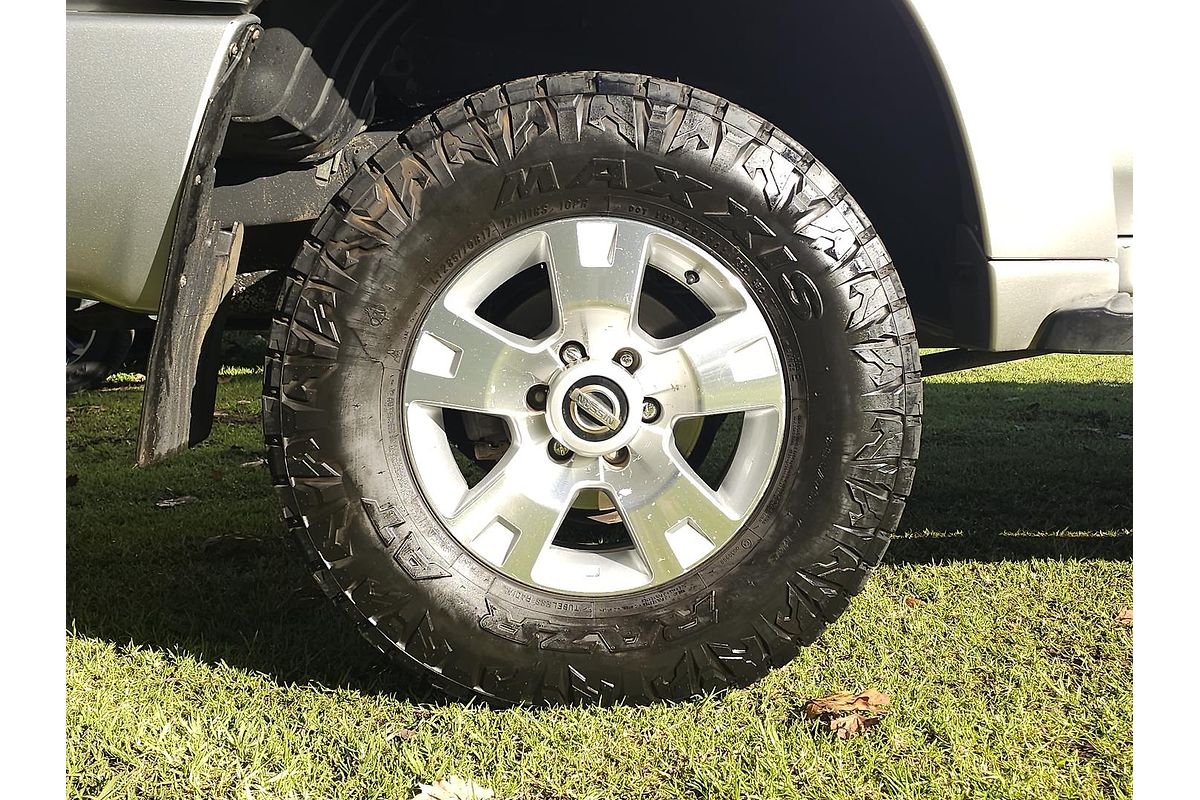2014 Nissan Patrol ST Y61