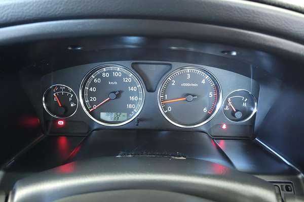 2014 Nissan Patrol ST Y61