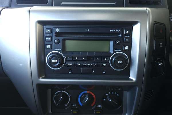 2014 Nissan Patrol ST Y61