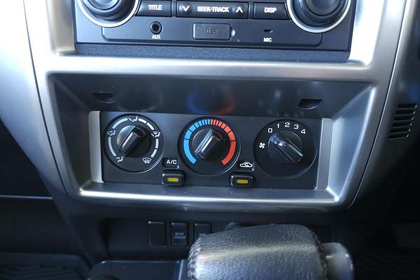 2014 Nissan Patrol ST Y61