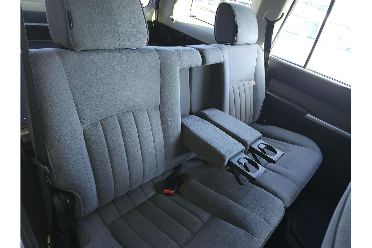 2014 Nissan Patrol ST Y61
