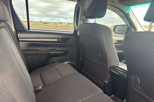 2021 Toyota Hilux SR GUN126R 4X4