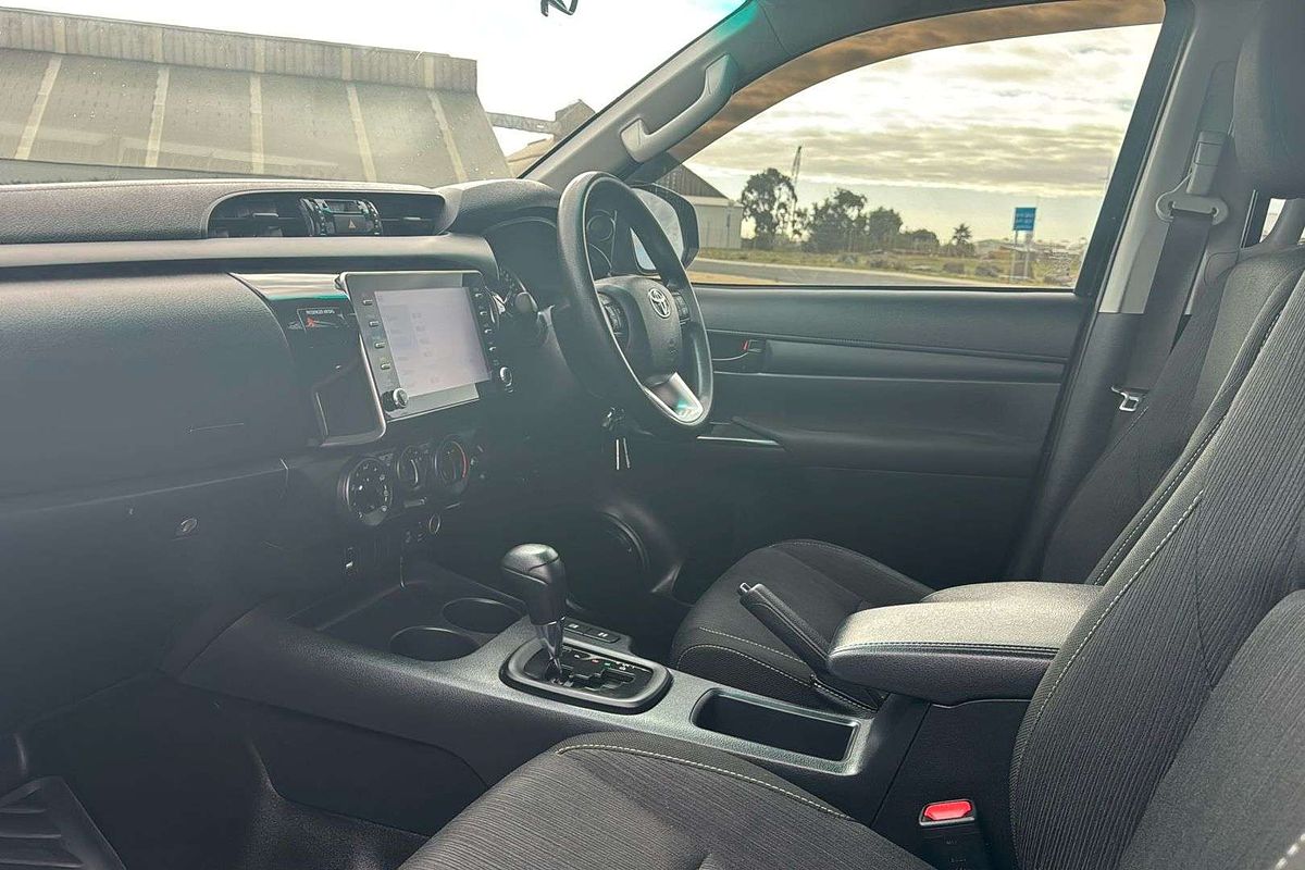 2021 Toyota Hilux SR GUN126R 4X4