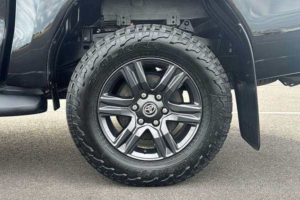 2021 Toyota Hilux SR GUN126R 4X4