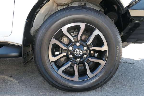 2019 Toyota Hilux SR GUN126R 4X4