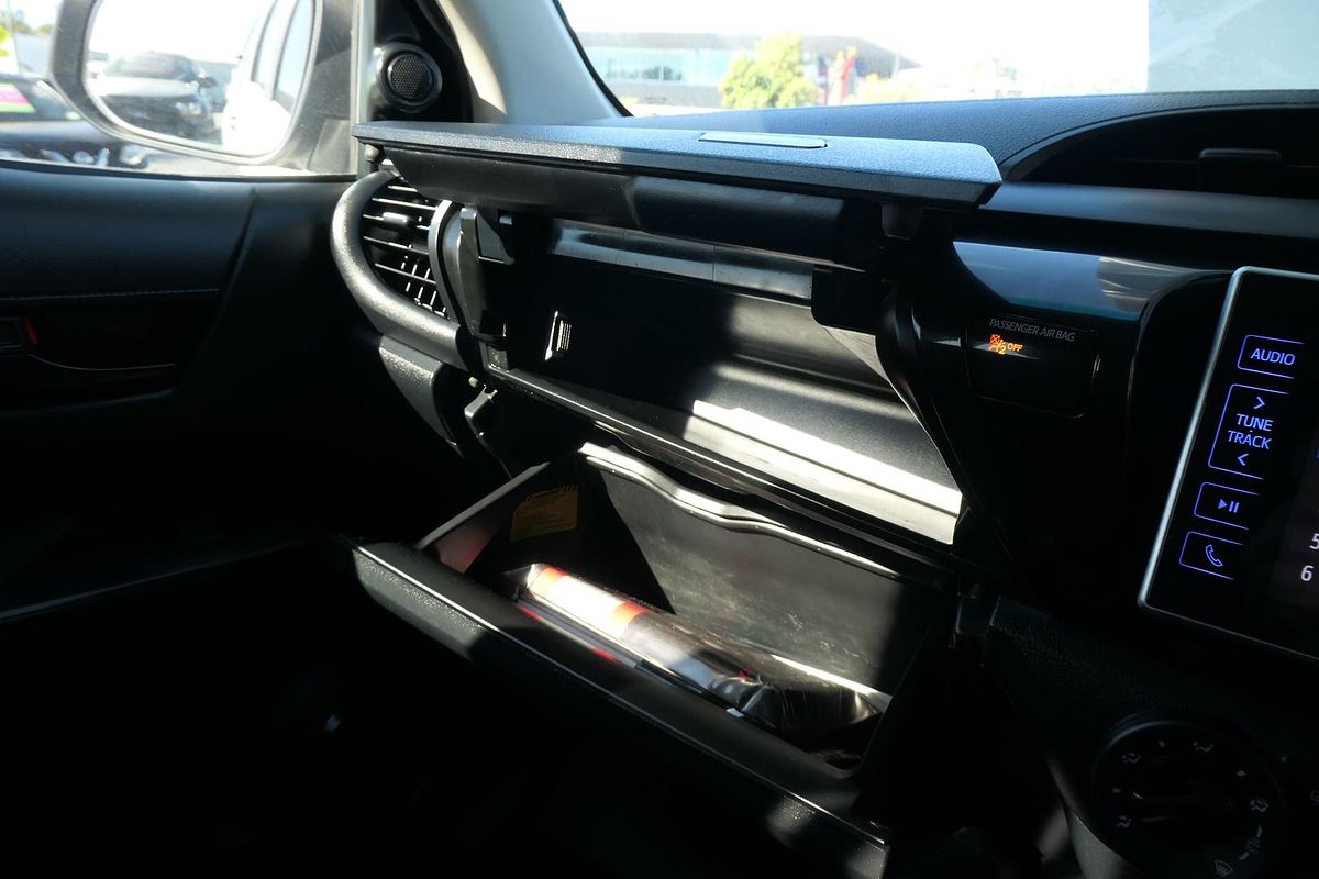 2019 Toyota Hilux SR GUN126R 4X4