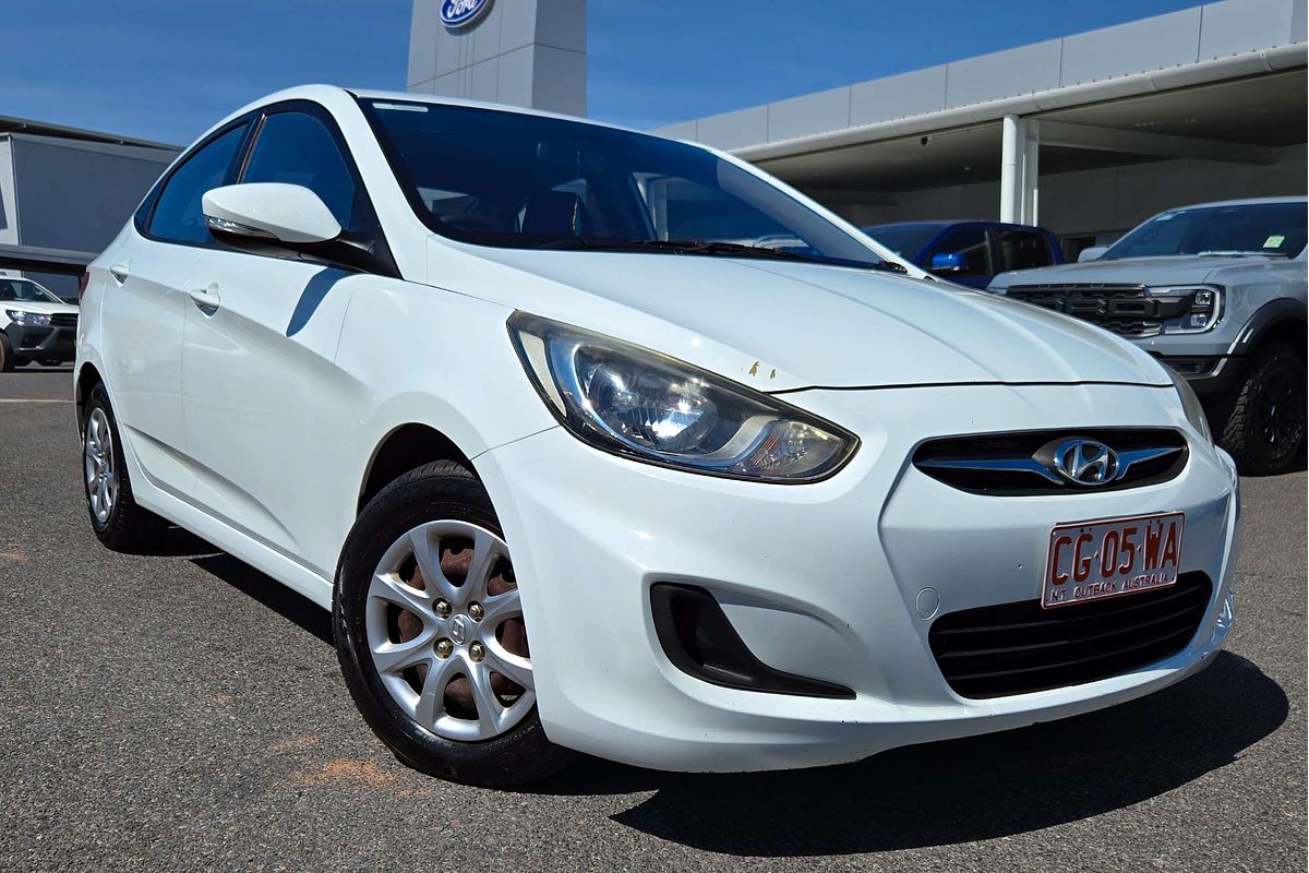 2014 Hyundai Accent Active RB2