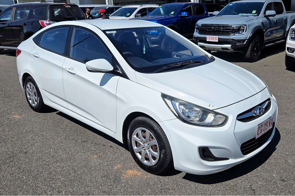 2014 Hyundai Accent Active RB2
