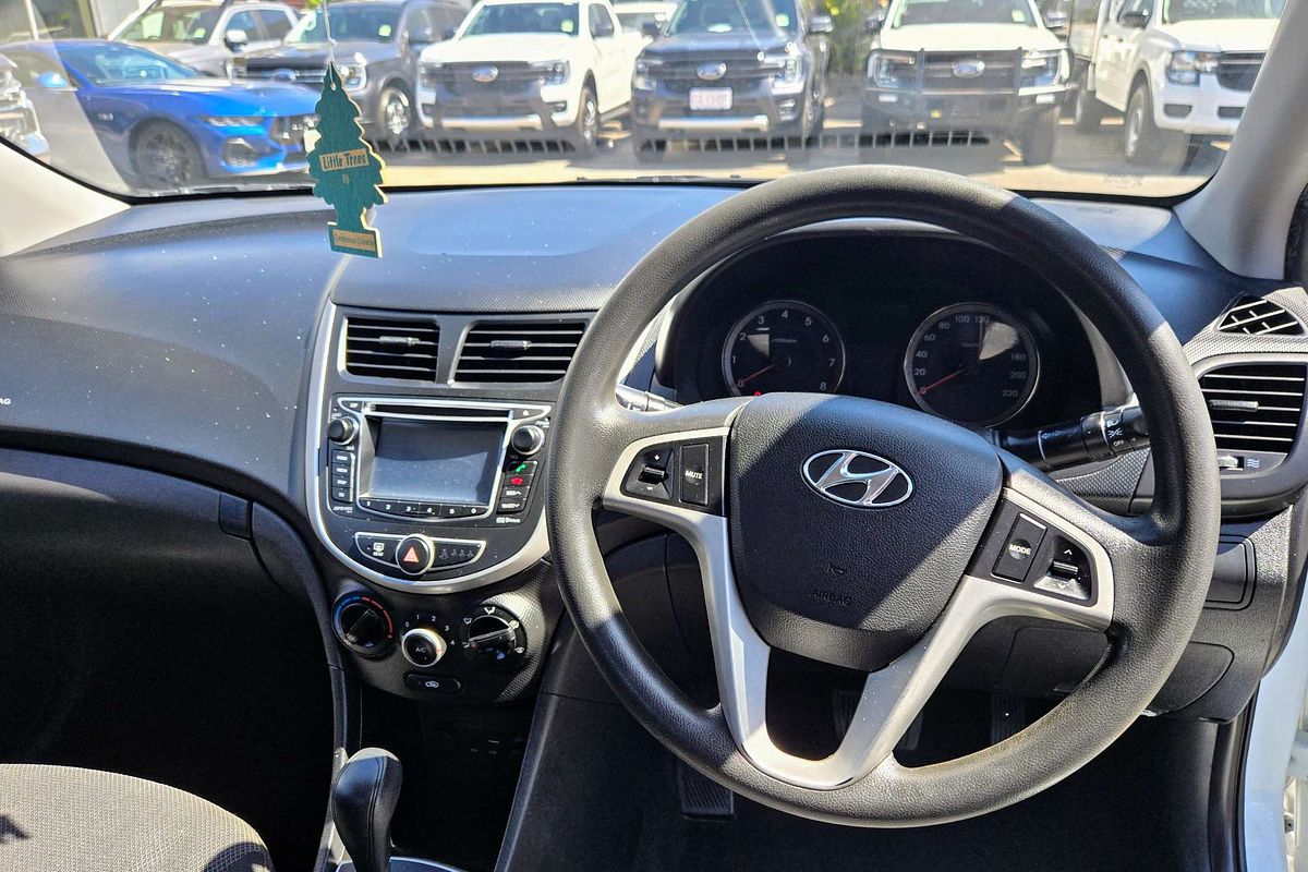 2014 Hyundai Accent Active RB2