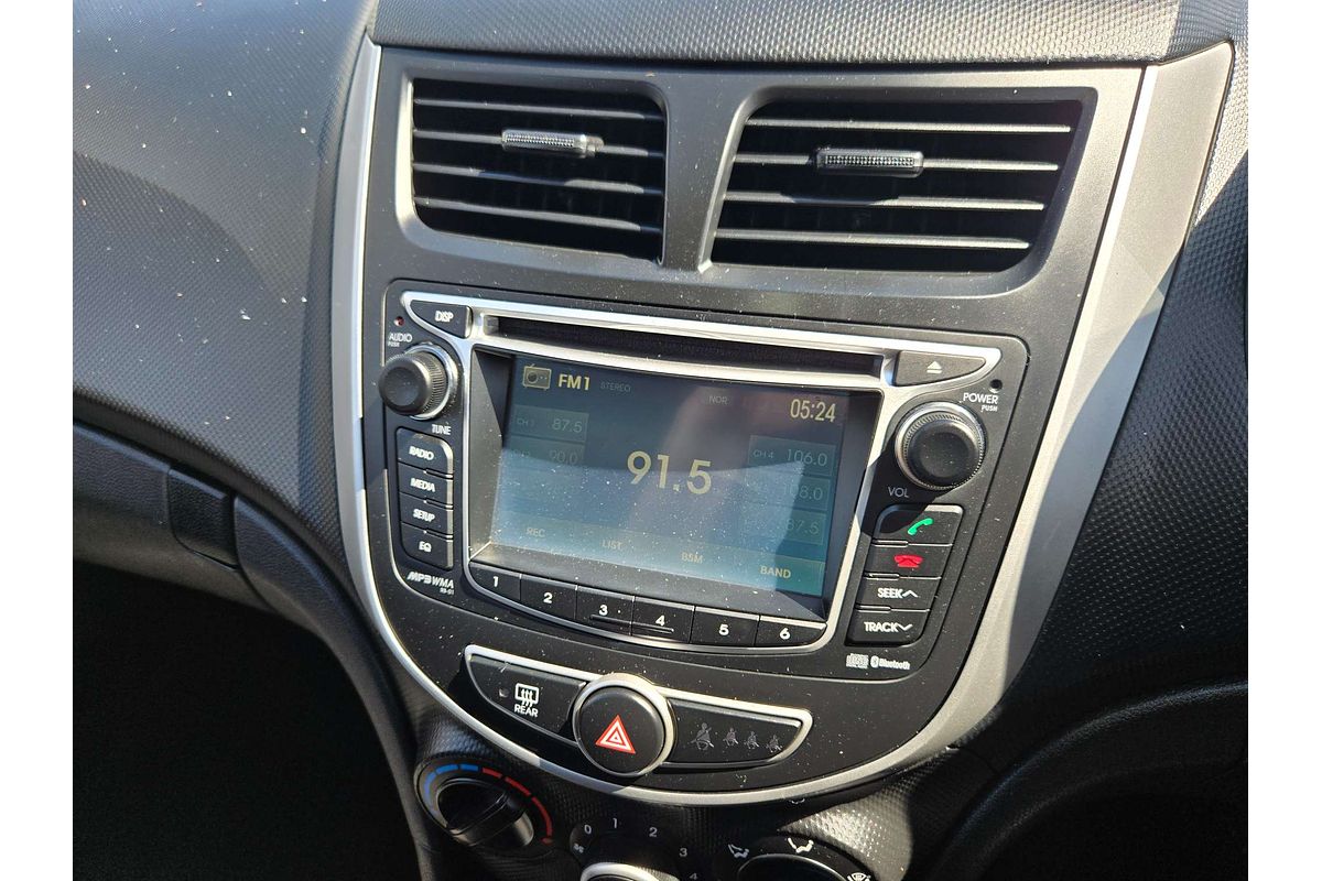 2014 Hyundai Accent Active RB2