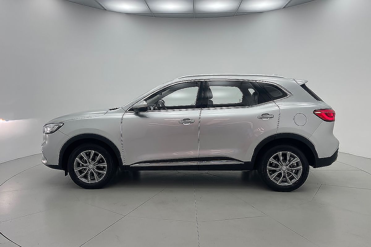 2022 MG HS Vibe SAS23