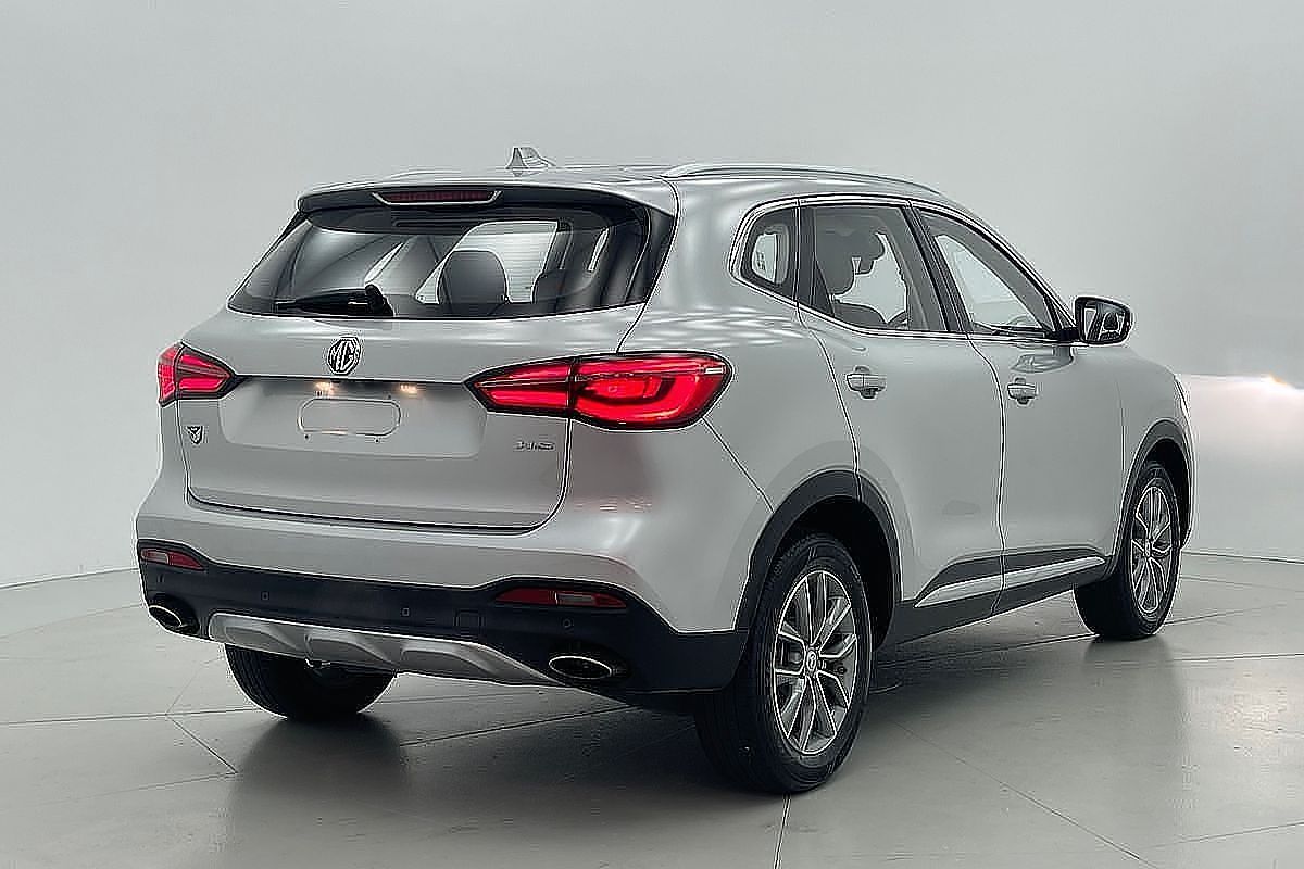2022 MG HS Vibe SAS23