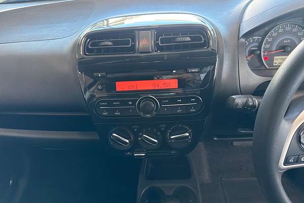 2016 Mitsubishi Mirage ES LA