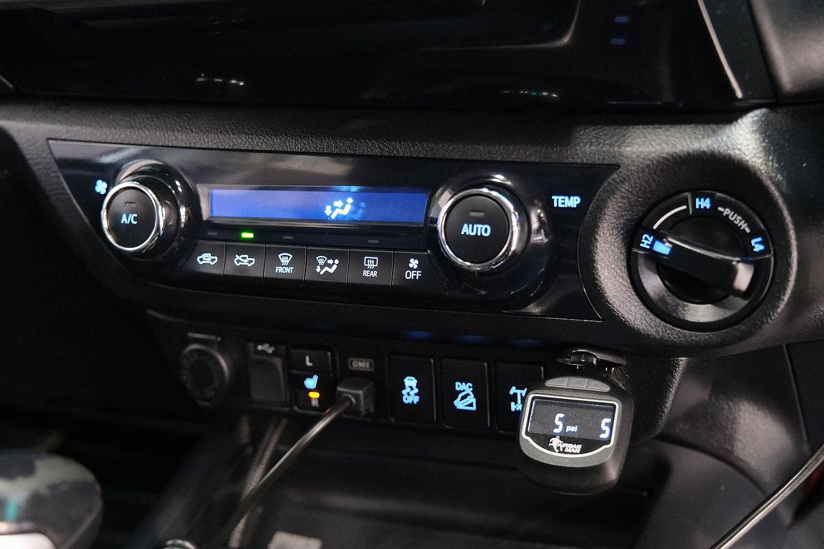 2017 Toyota Hilux SR5 GUN126R 4X4