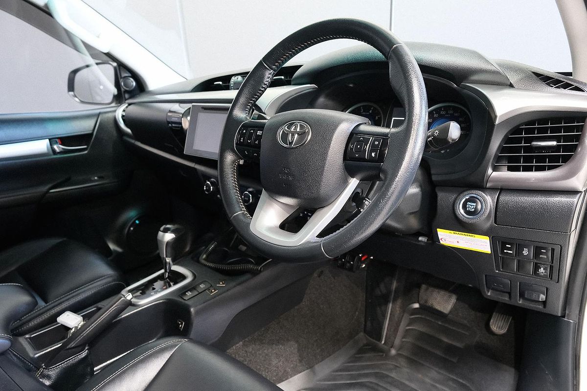 2017 Toyota Hilux SR5 GUN126R 4X4