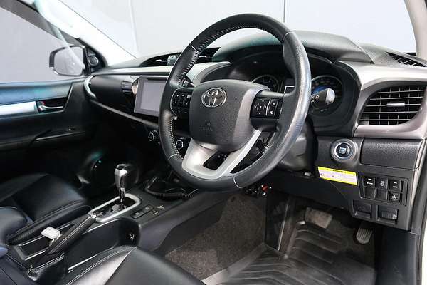 2017 Toyota Hilux SR5 GUN126R 4X4