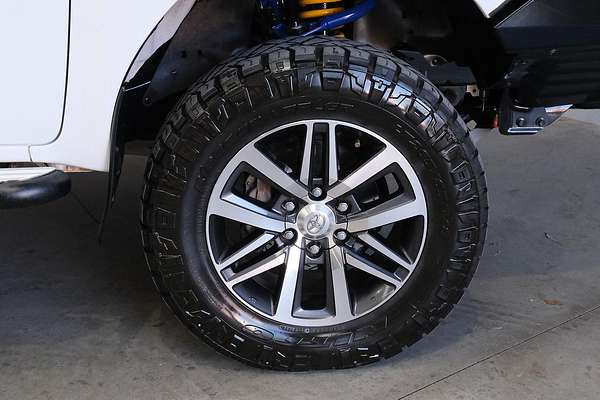 2017 Toyota Hilux SR5 GUN126R 4X4