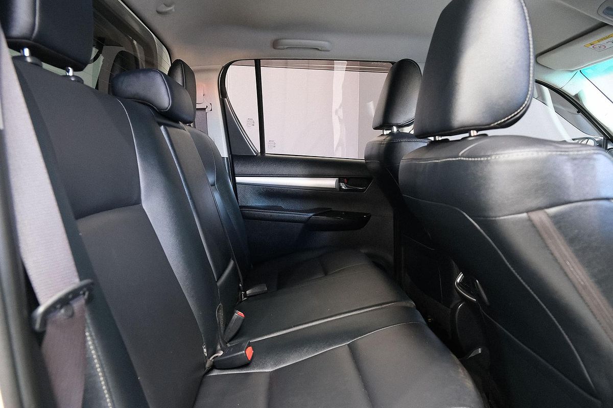 2017 Toyota Hilux SR5 GUN126R 4X4
