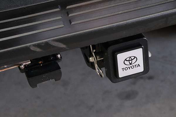 2017 Toyota Hilux SR5 GUN126R 4X4