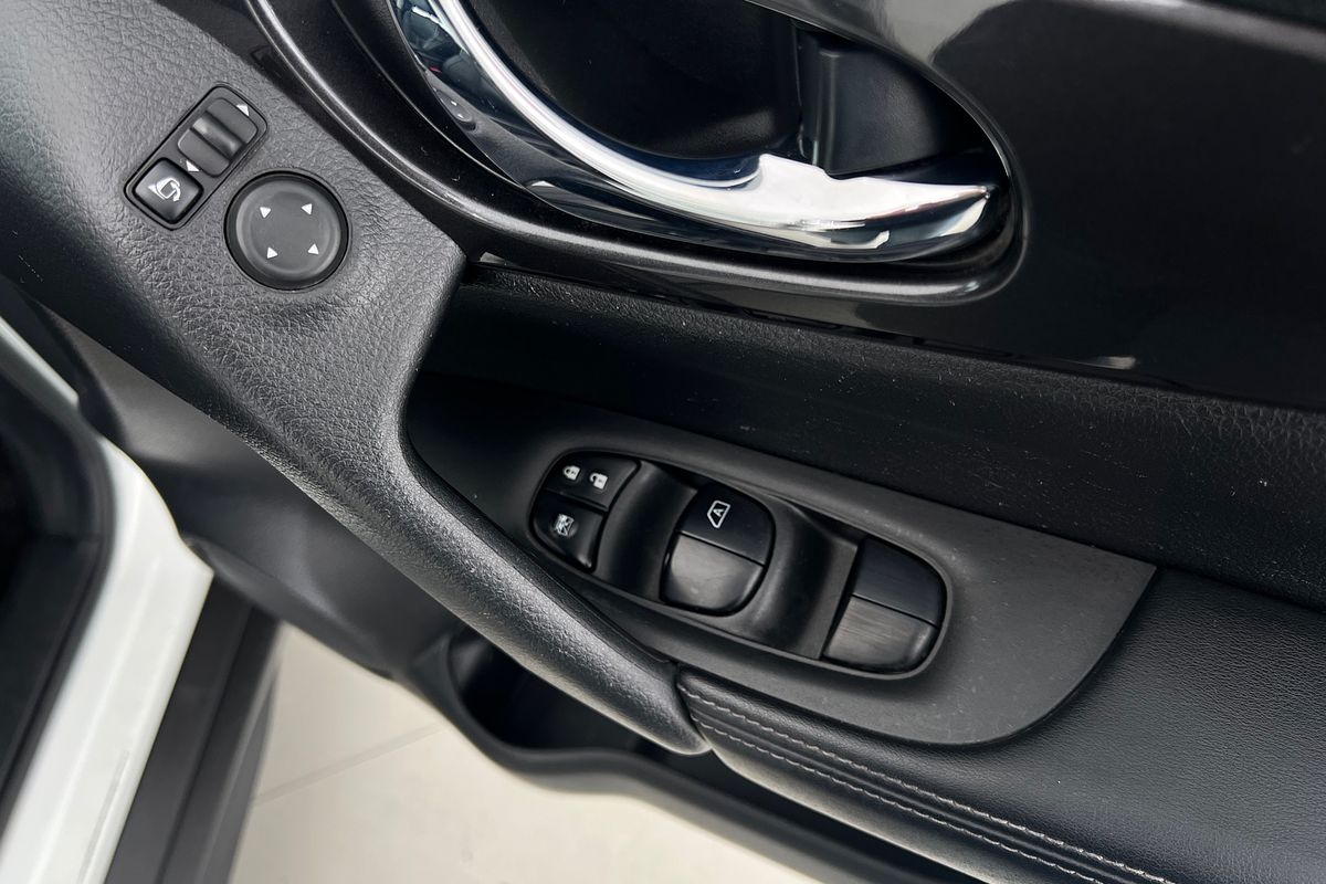 2020 Nissan X-TRAIL ST-L T32 Series II