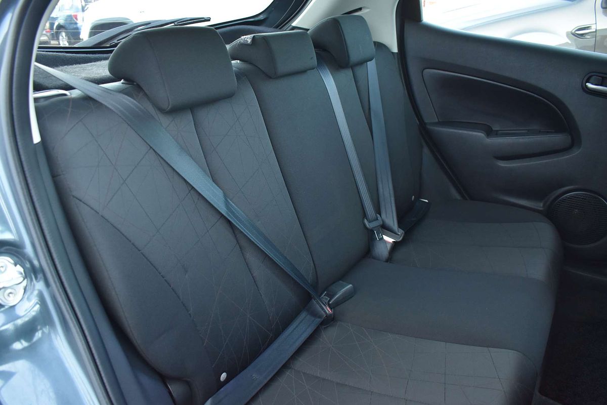 2011 Mazda 2 Neo DE Series 2