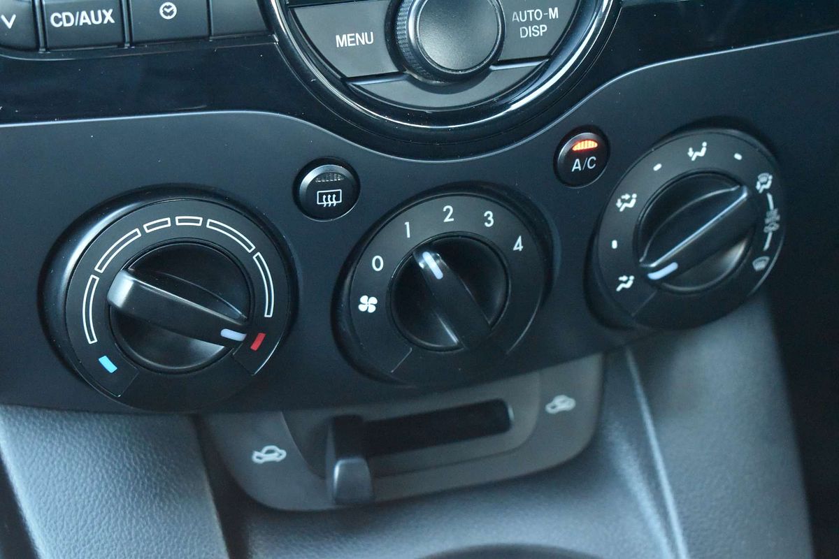 2011 Mazda 2 Neo DE Series 2