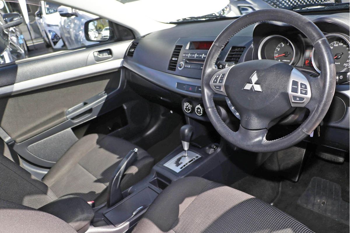 2011 Mitsubishi Lancer SX CJ