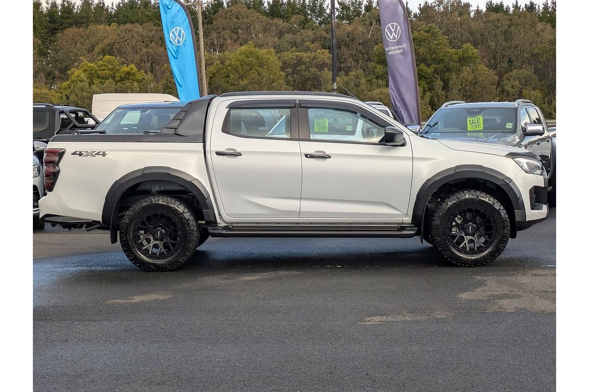 2024 Isuzu D-MAX X-TERRAIN 4X4