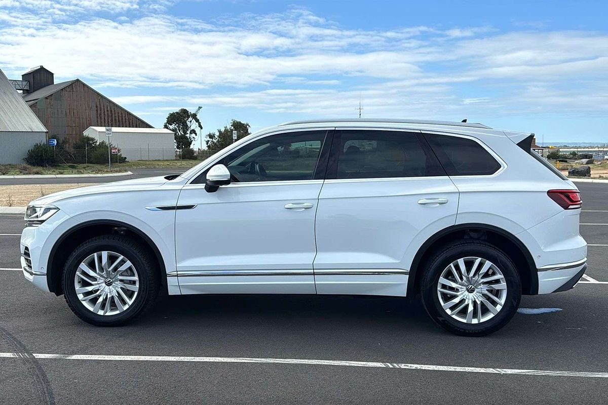 2022 Volkswagen Touareg 170TDI CR