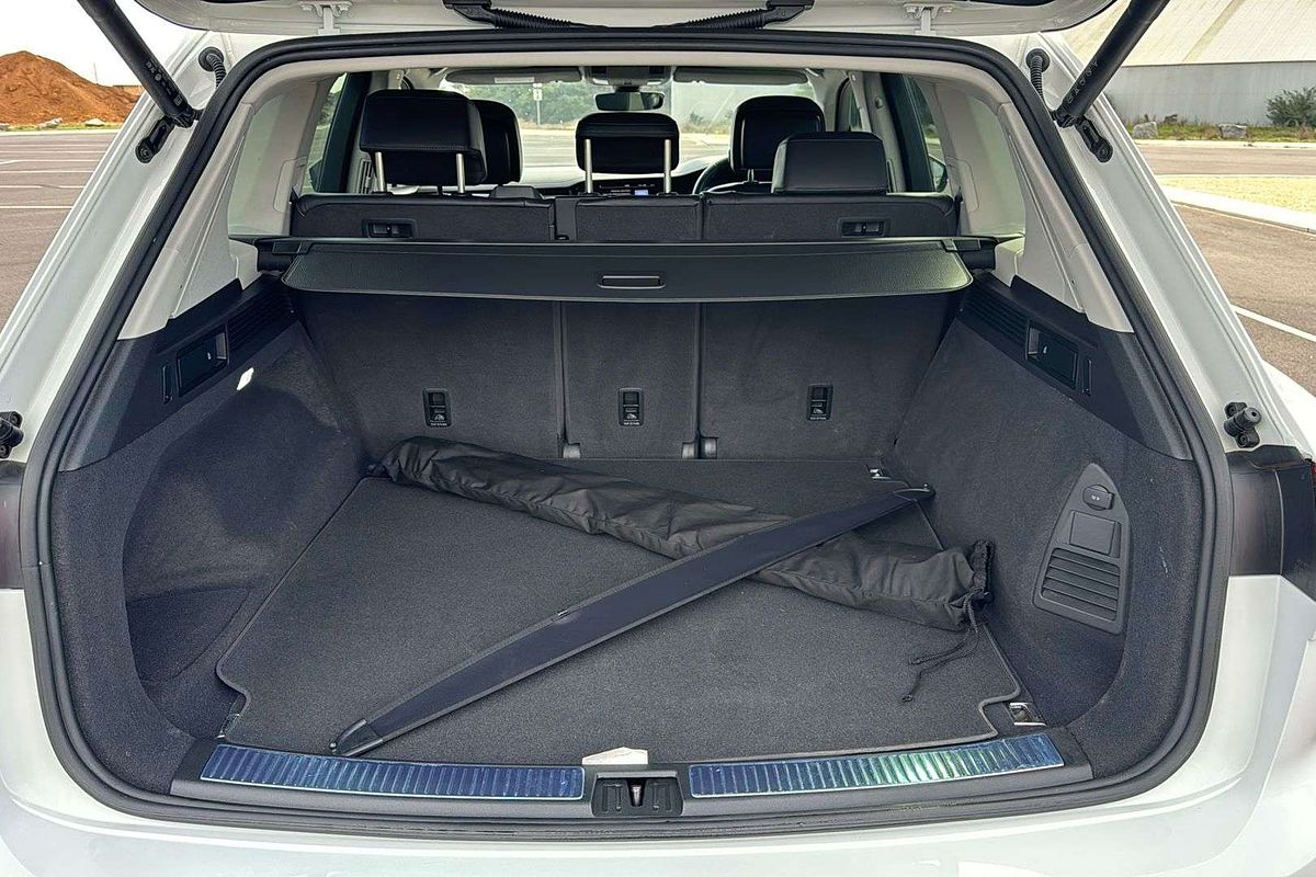 2022 Volkswagen Touareg 170TDI CR