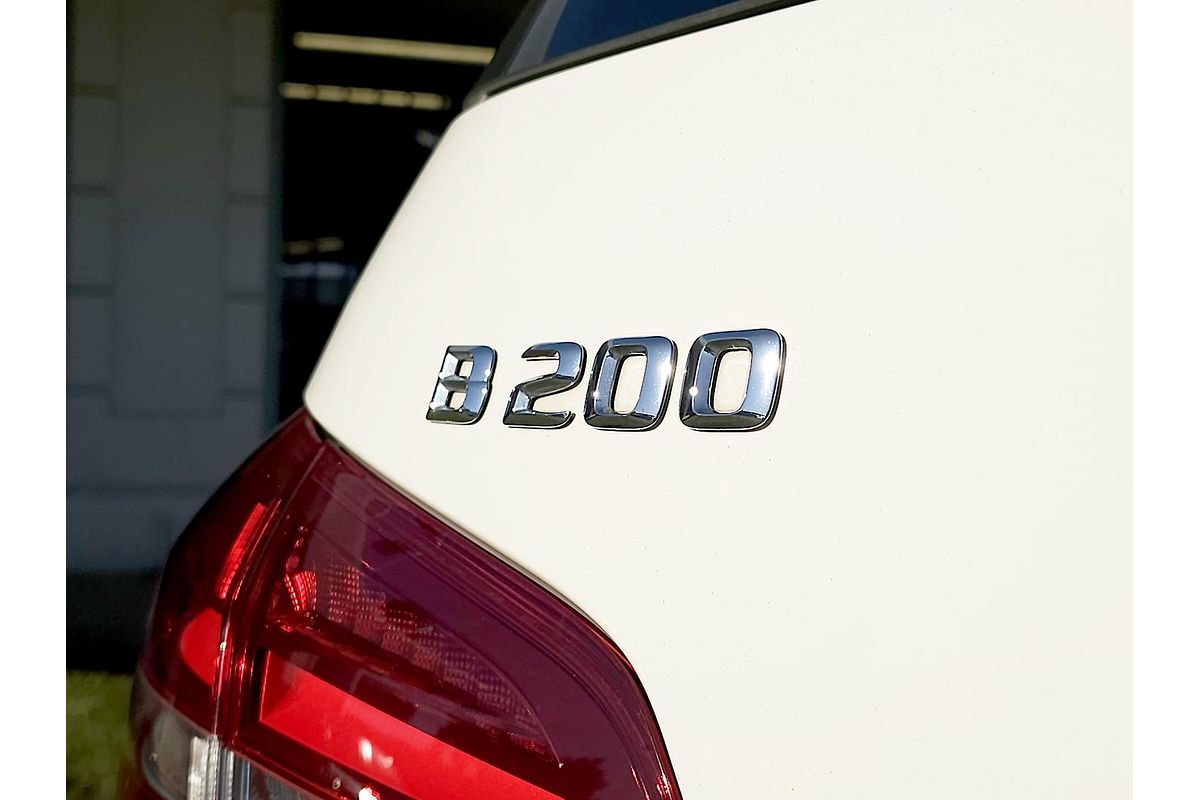 2015 Mercedes-Benz B-Class B200 W246