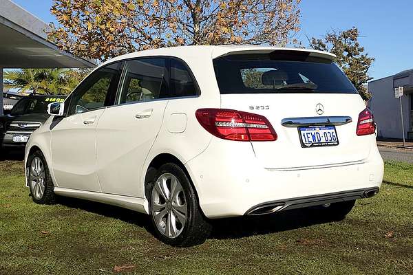 2015 Mercedes-Benz B-Class B200 W246