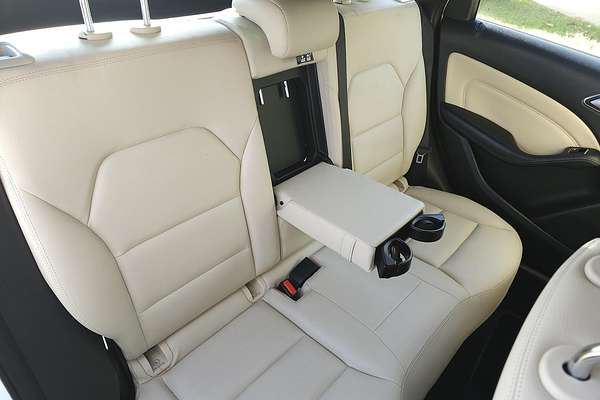 2015 Mercedes-Benz B-Class B200 W246