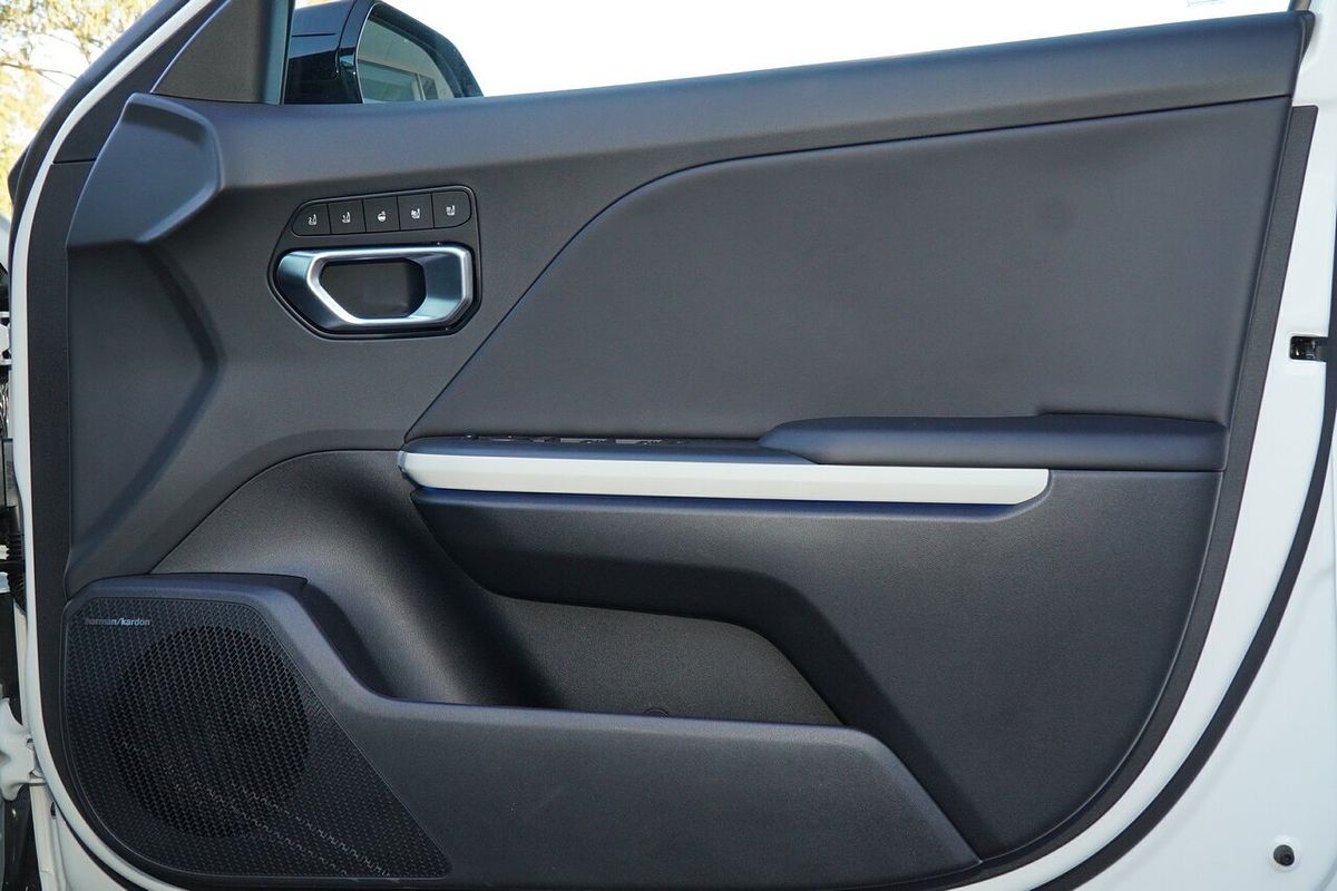 2025 Kia K4 GT-Line CL4m