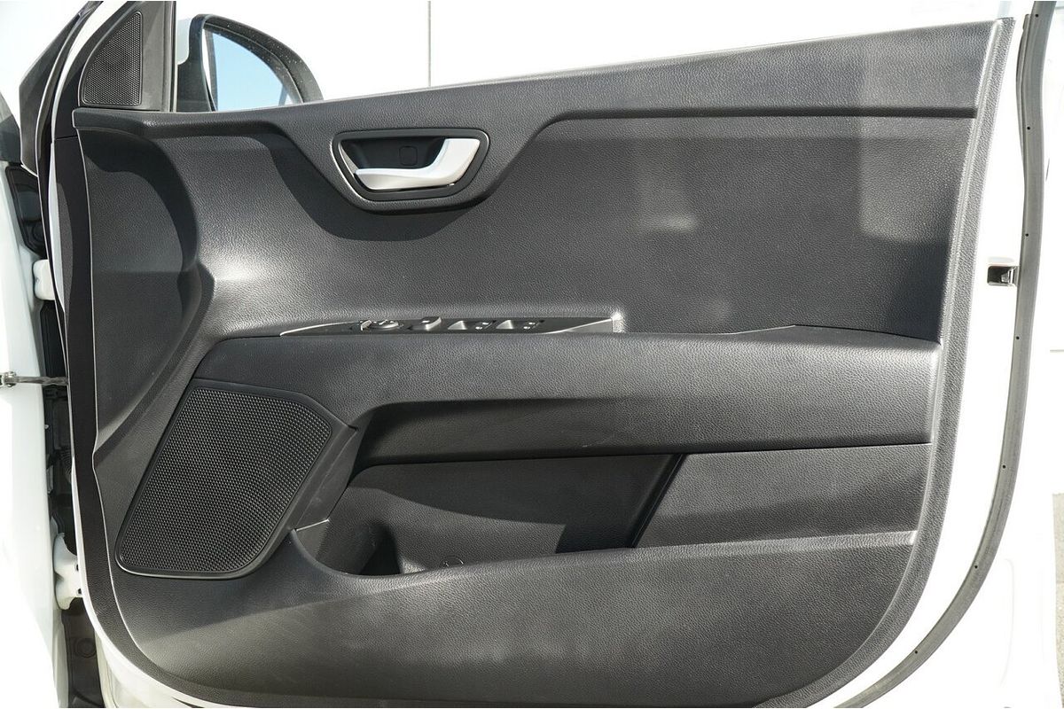 2023 Kia Stonic S YB