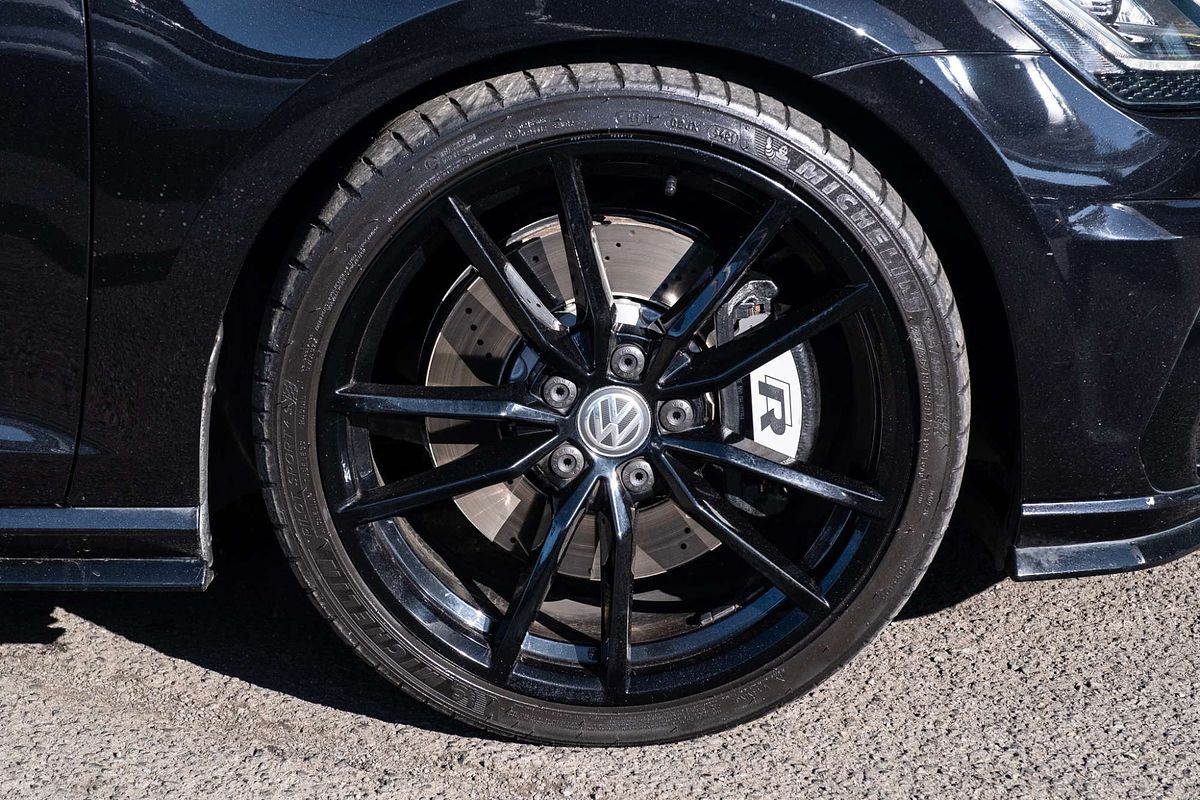 2018 Volkswagen Golf R Special Edition 7.5