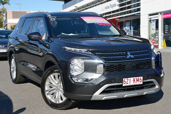2024 Mitsubishi Outlander LS ZM