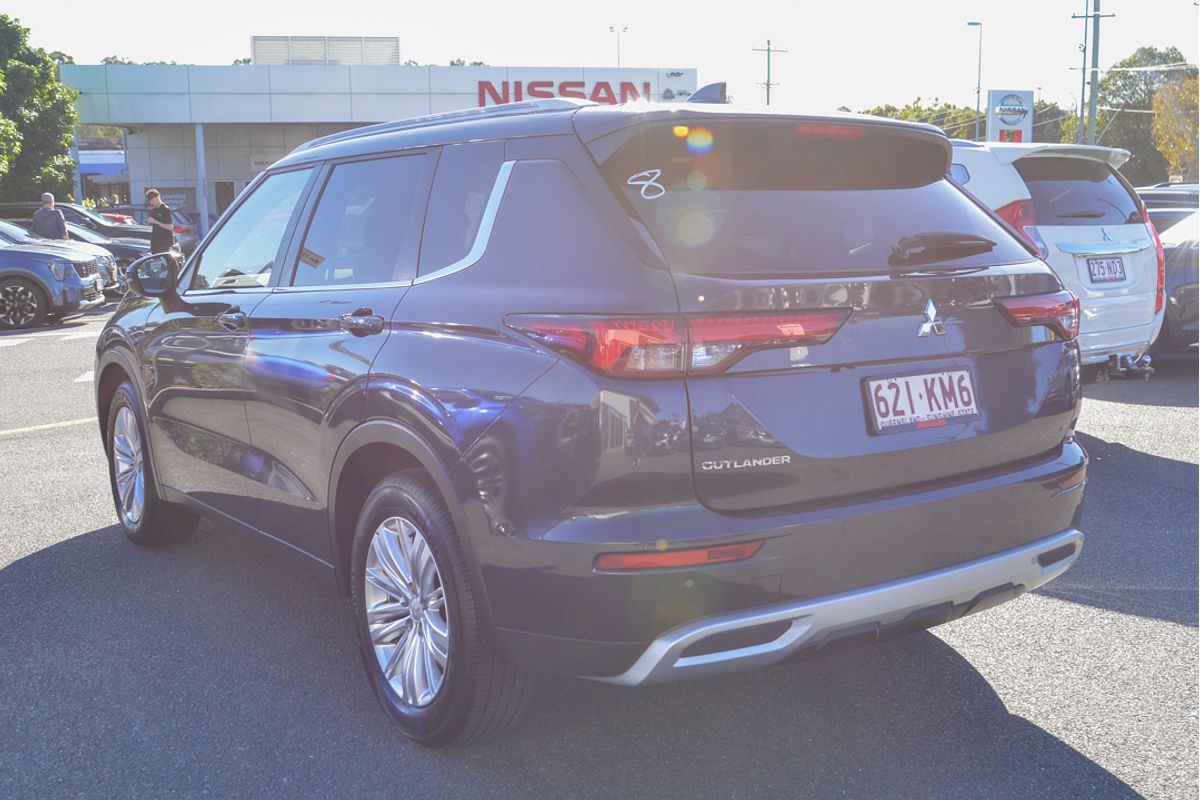 2024 Mitsubishi Outlander LS ZM