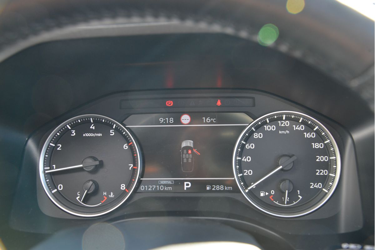 2024 Mitsubishi Outlander LS ZM